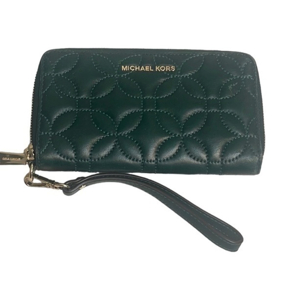 Michael Kors wallet Forest Green gold hardware Jet Set Phone Case Quilted Wallet - Picture 1 of 12